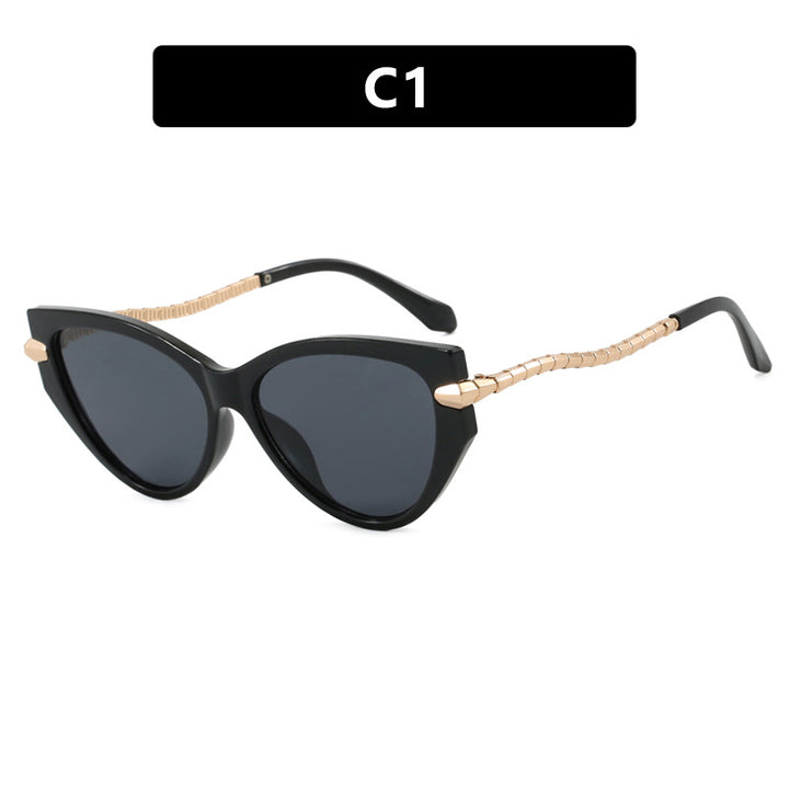 Ladies Cat-Eye Sunglasses with elegant metal frame and fashionable accents Bowlift