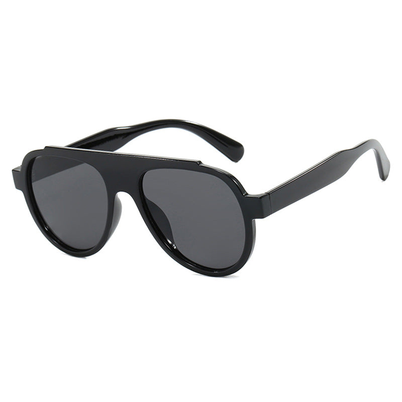 Women's stylish black sunglasses in modern design Bowlift