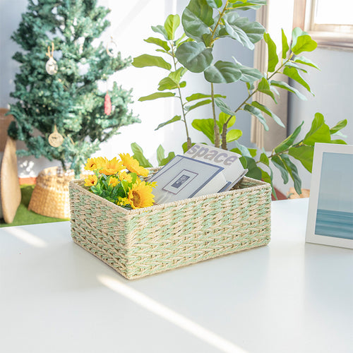 Versatile storage basket made of natural materials