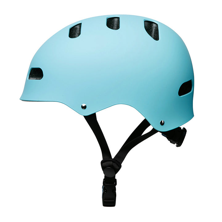 Skate helmet with outstanding comfort and safety Bowlift