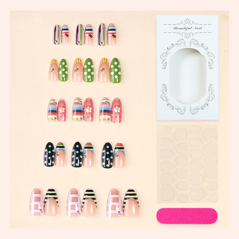 Decorative Press-On Nail Set with Unique Designs Bowlift