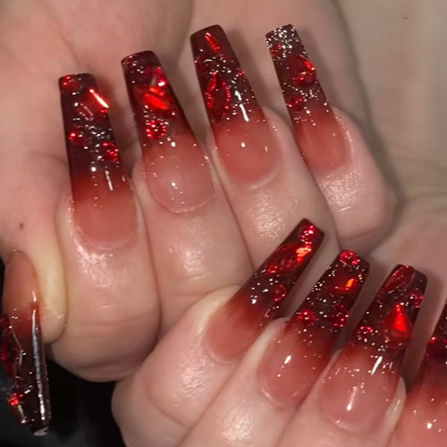 Glamorous nail art with crystal design Bowlift