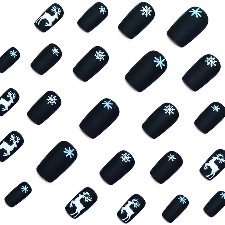 Artistic Holiday-Themed Nail Art Bowlift