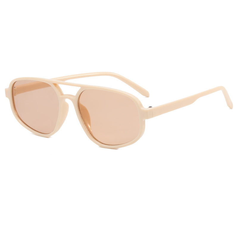 Women's fashionable oversized sunglasses with trendy frame Bowlift