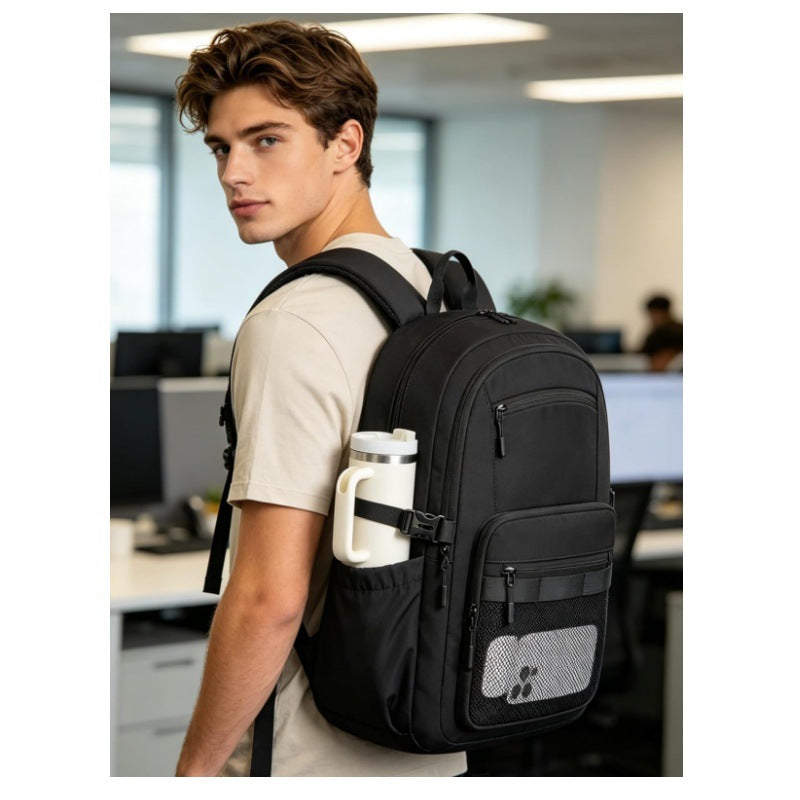 Everyday backpack with practical bottle holder Bowlift