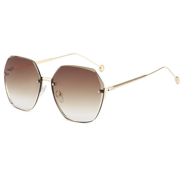 Ladies oversized sunglasses in modern hexagon style Bowlift