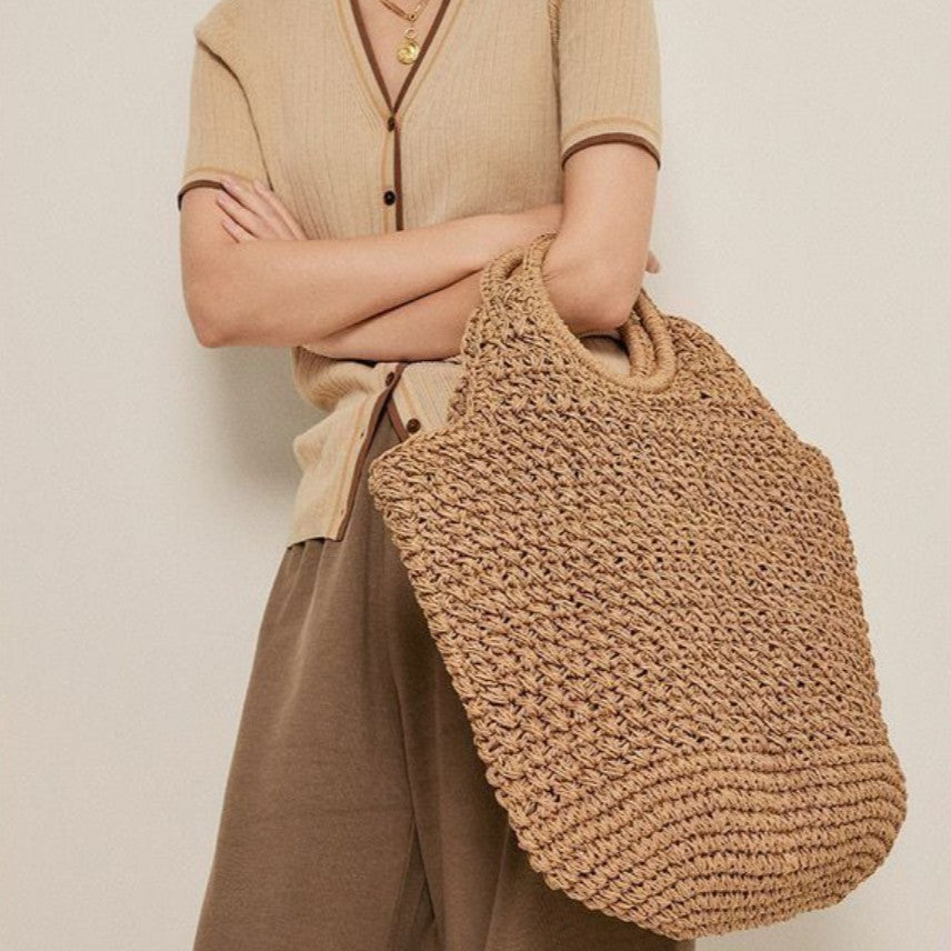 Handmade basket bag with innovative round design Bowlift