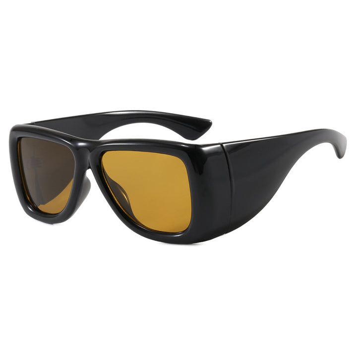 Ladies trendy oversized sunglasses with striking tortoiseshell design Bowlift