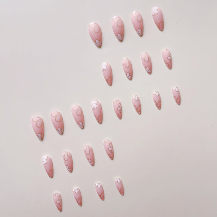 Artificial nail set with luxurious floral 3D decorations Bowlift