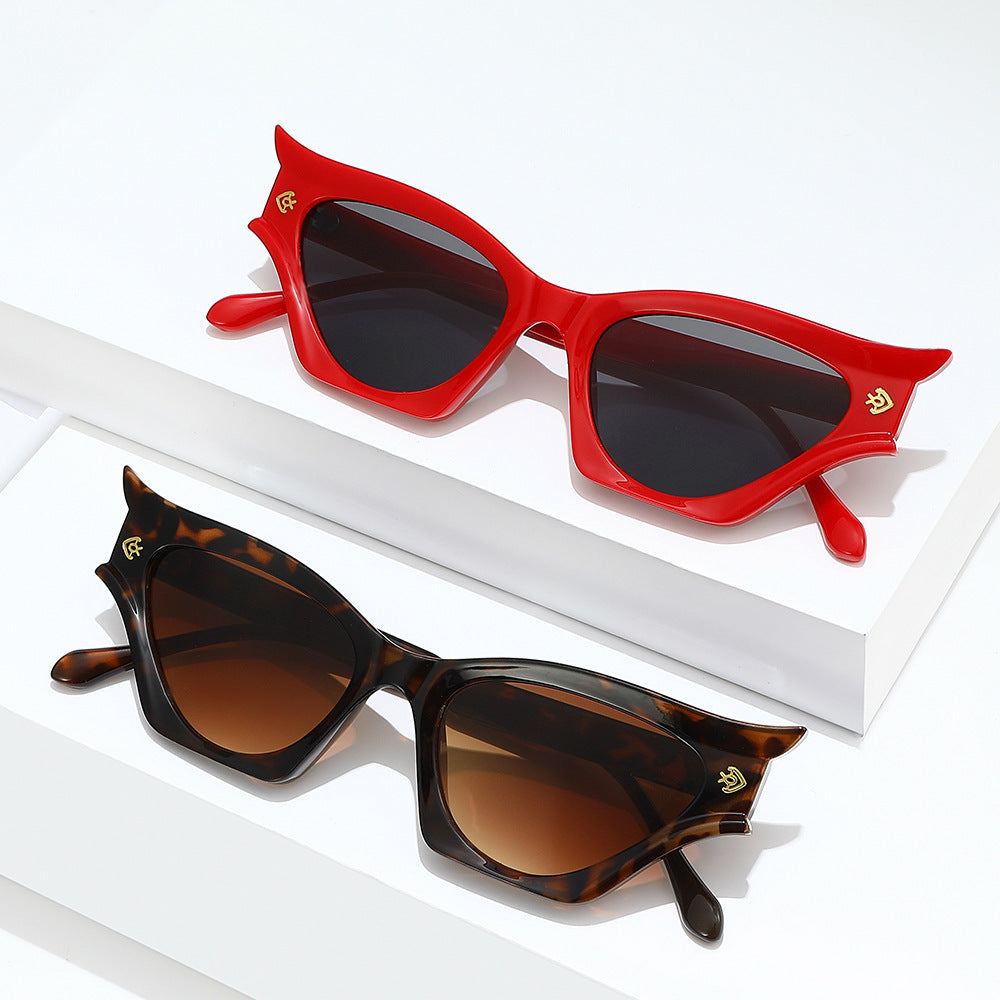 Avant-Garde Cat-Eye Sunglasses Bowlift