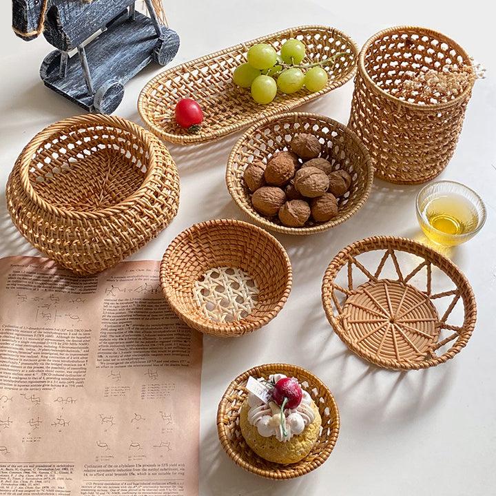 Women handwoven storage basket Bowlift
