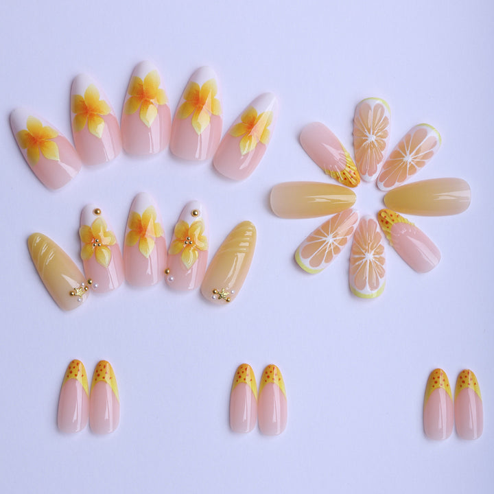 Artificial nails with playful fruit design Bowlift