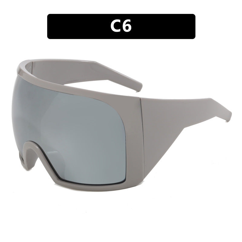 Ladies sporty sunglasses with aerodynamic design Bowlift