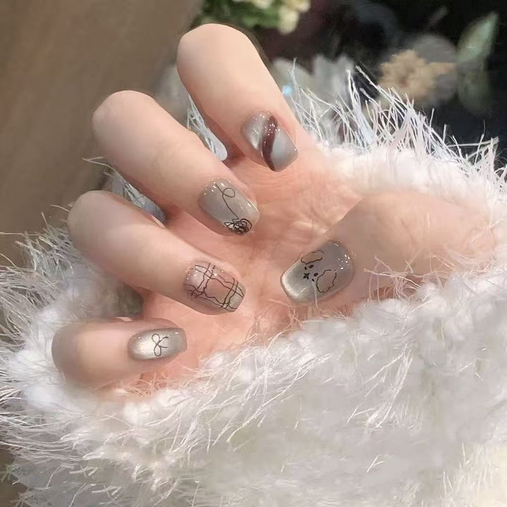 Artistic Floral Detailed Press-On Nail Set Bowlift