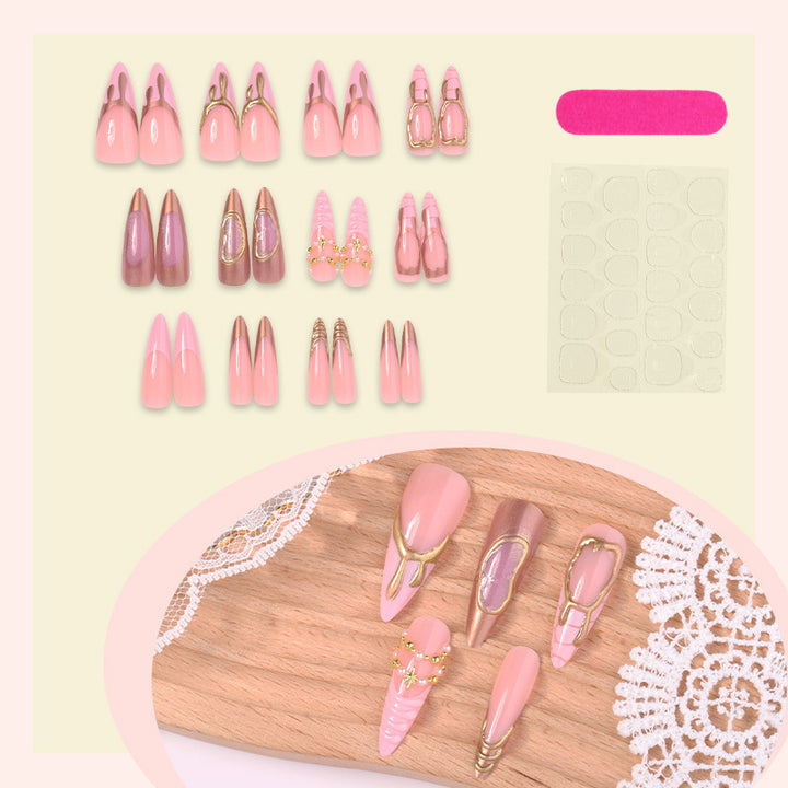 Artificial nail set with glamorous gold accents and elegant designs Bowlift