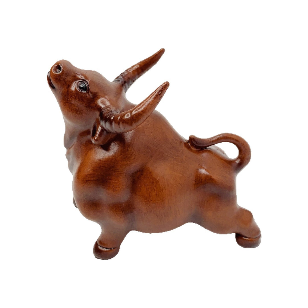 Decorative bull figure made of high-quality resin Bowlift