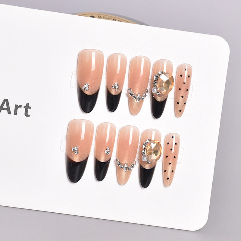 Elegantly Designed Press-On Nail Art Bowlift
