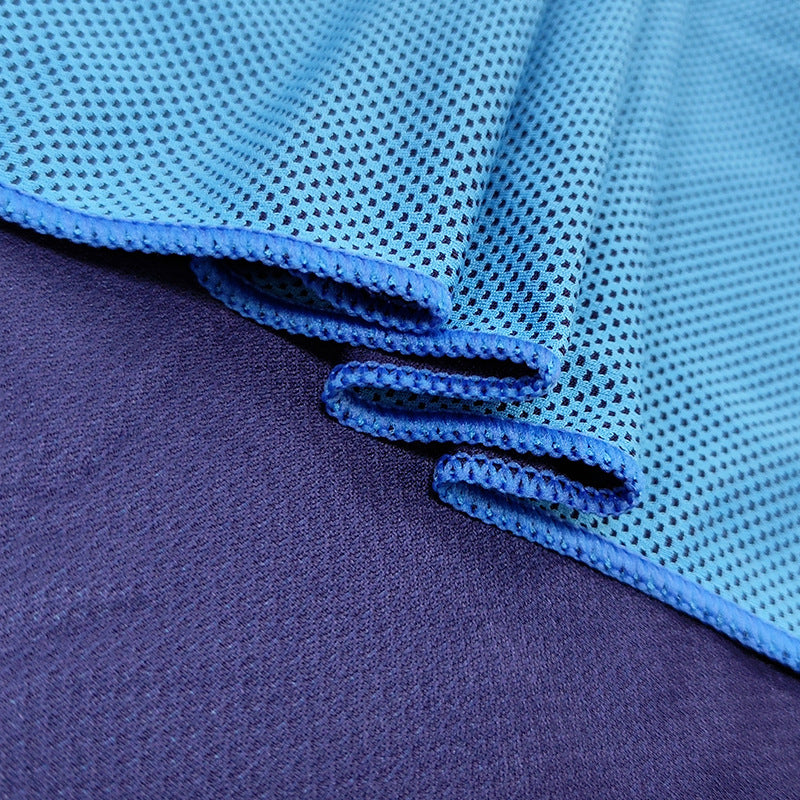Women's quick-drying sports towel with breathable structure Bowlift