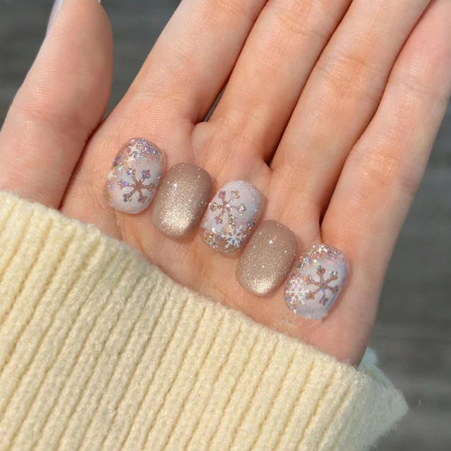 Chic Glittery Press-On Nail Set with Snowflake Design Bowlift