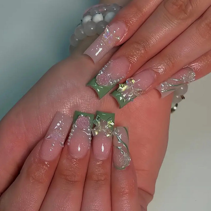 Decorative Acrylic Floral Press-On Nail Art Bowlift