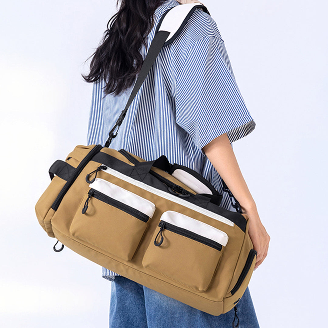 Versatile sports and travel bag with practical compartments Bowlift