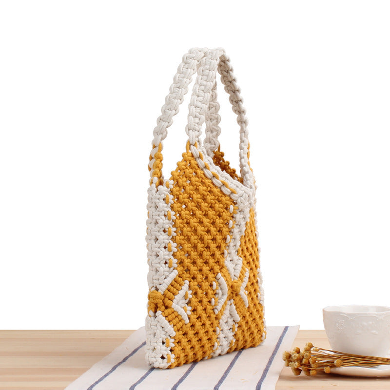 Handmade macrame bag with stylish design Bowlift