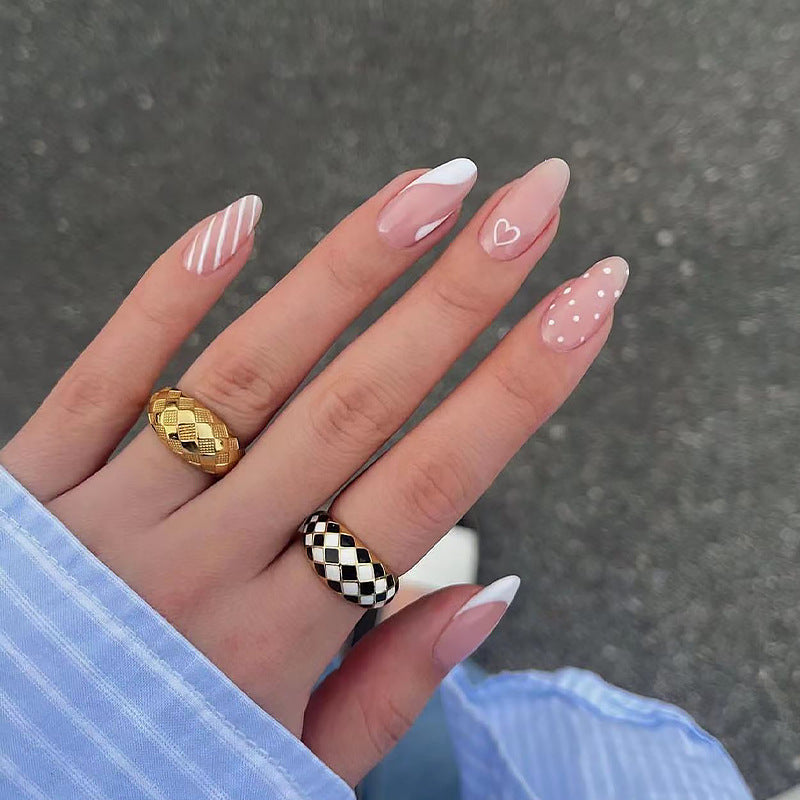 Elegant Design Artificial Nails Bowlift