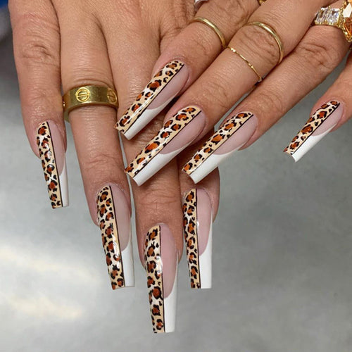 Artful nail extensions in modern leopard design Bowlift