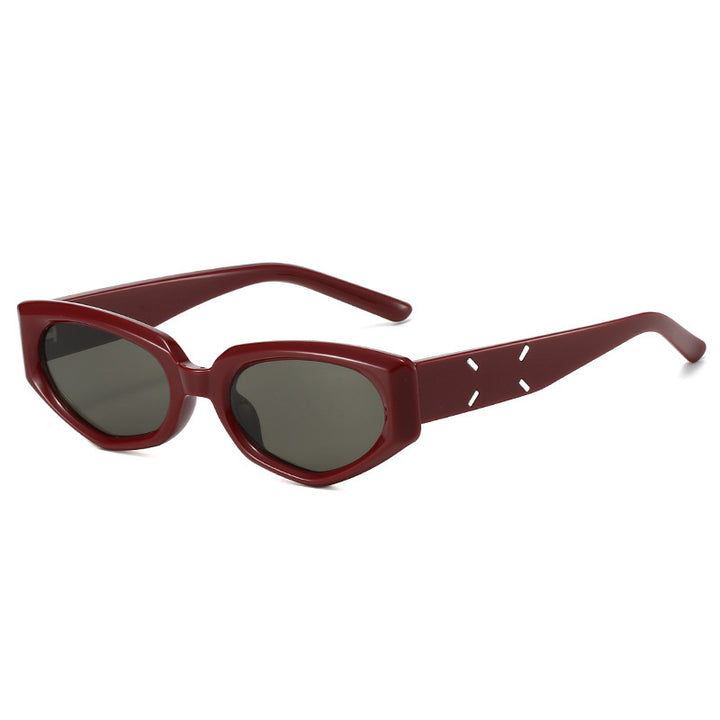 Contemporary Butterfly-Shaped Sunglasses Bowlift