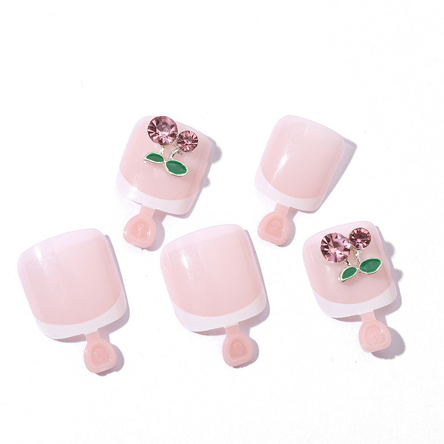 Nail art set with playful floral design Bowlift
