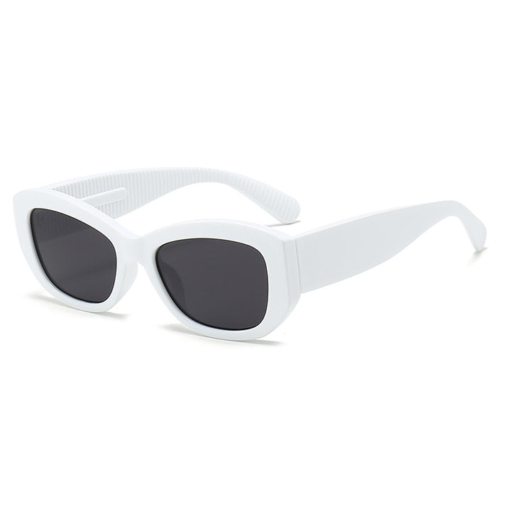 Women's Cat-Eye Sunglasses with Modern Frame and Increased Comfort Bowlift