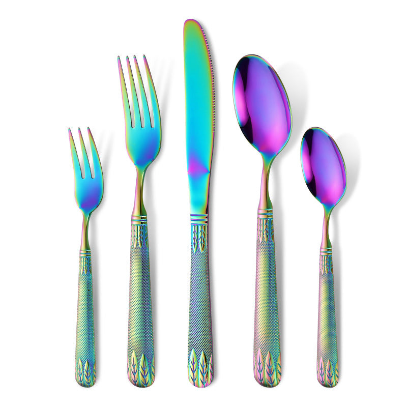 Elegant teaspoon with artistic handle design Bowlift