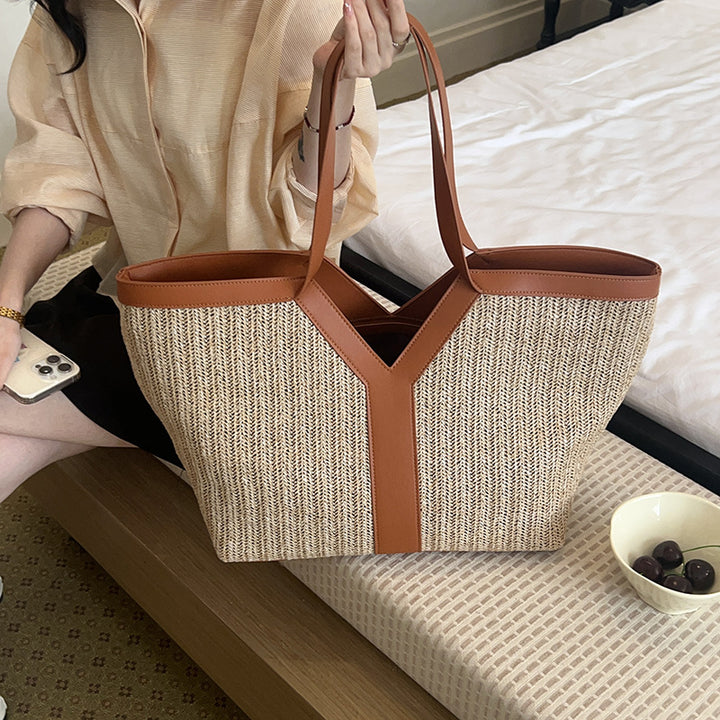 Generous and Stylish Shopping Bag Bowlift