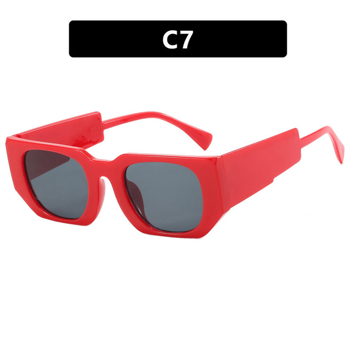 Ladies oversized sunglasses with geometric frame and UV protection Bowlift