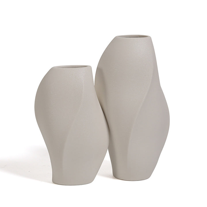 Elegant and contemporary ceramic vase Bowlift