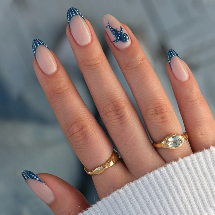 Creative Acrylic Nail Set with Stylish Design Accents Bowlift