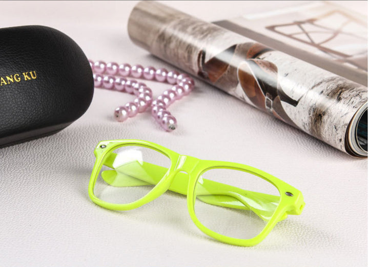 Vintage Inspired Square Sunglasses Bowlift