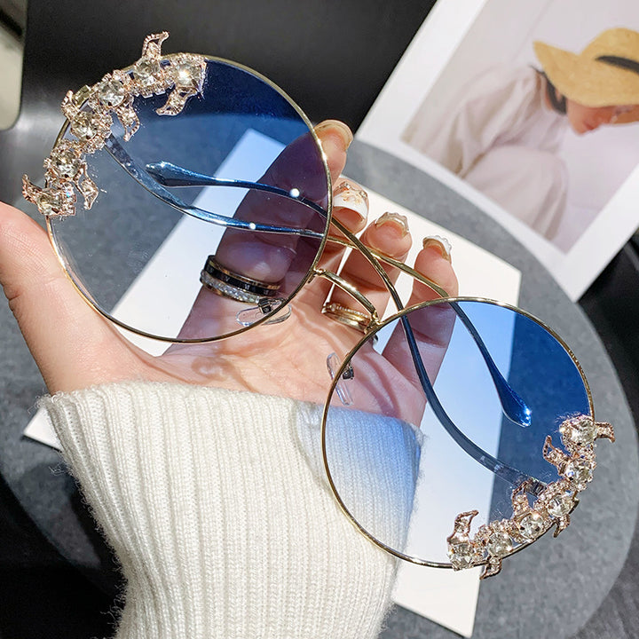 Ladies Glamorous Sunglasses with Sparkling Rhinestone Details Bowlift