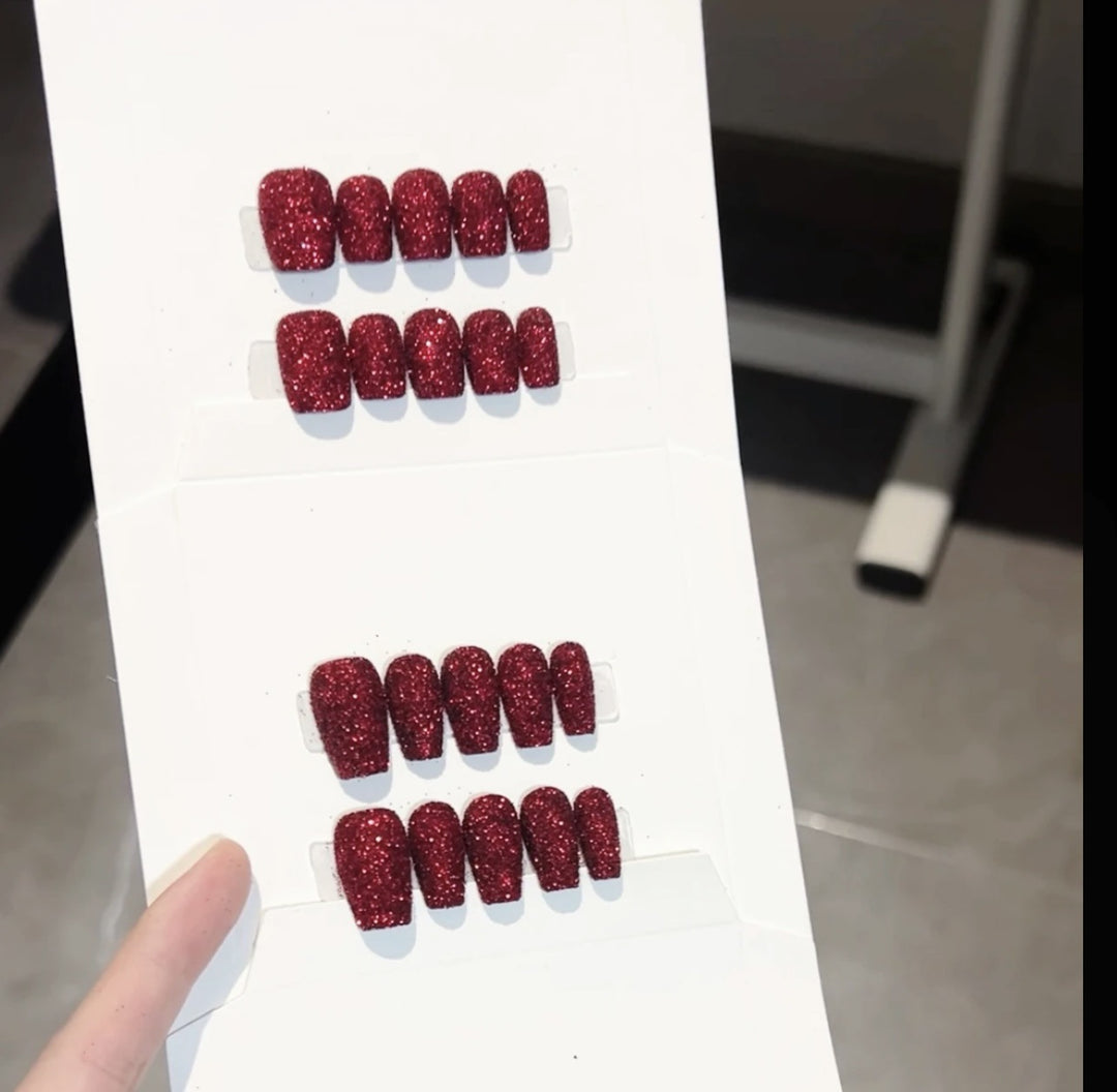 Glitter Nail Tips Bowlift