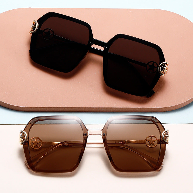 Women's Fashion Sunglasses with Luxurious Embellishments Bowlift