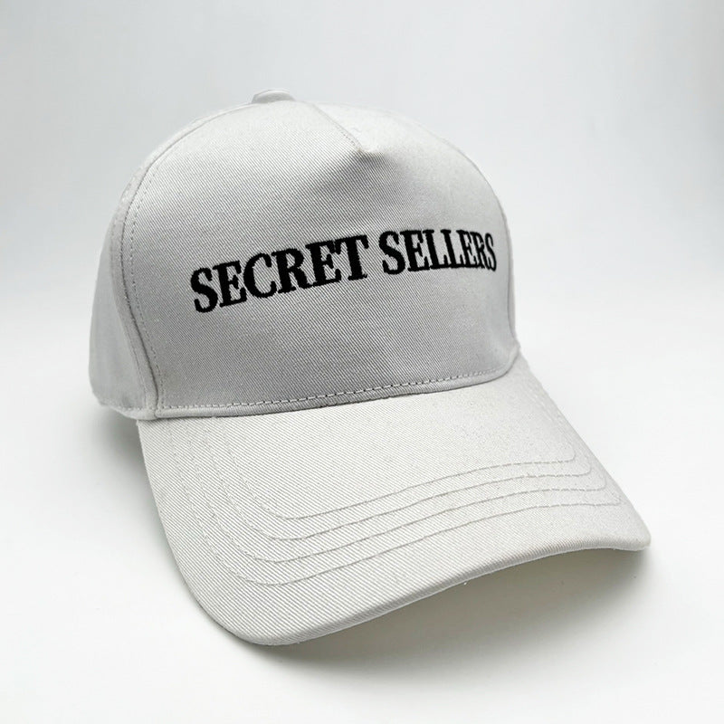 Women's Elegant Baseball Cap with High-Quality Embroidery Bowlift