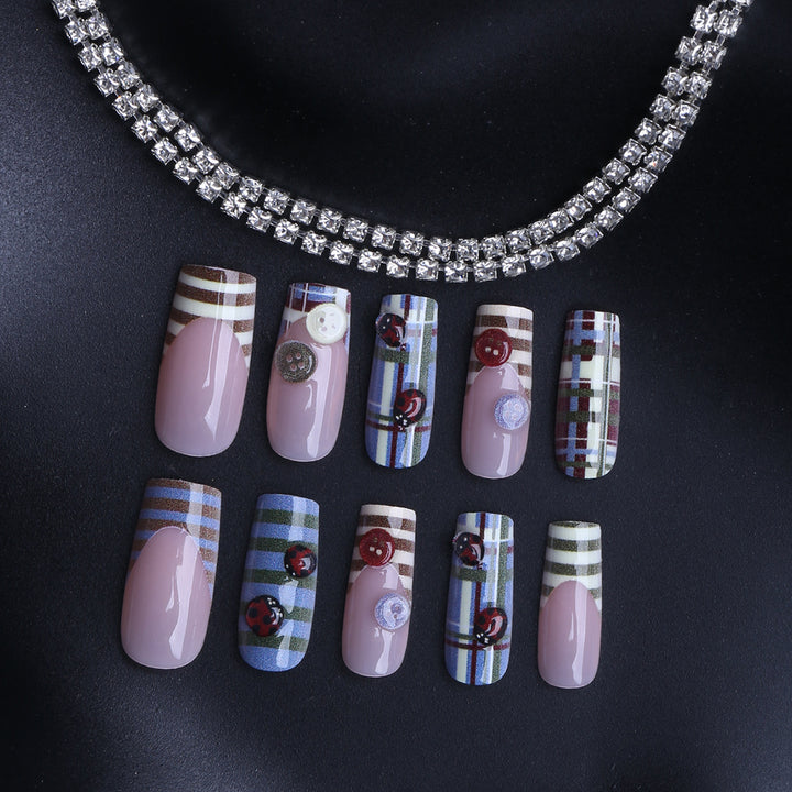 Artificial fingernails with trendy checked pattern Bowlift
