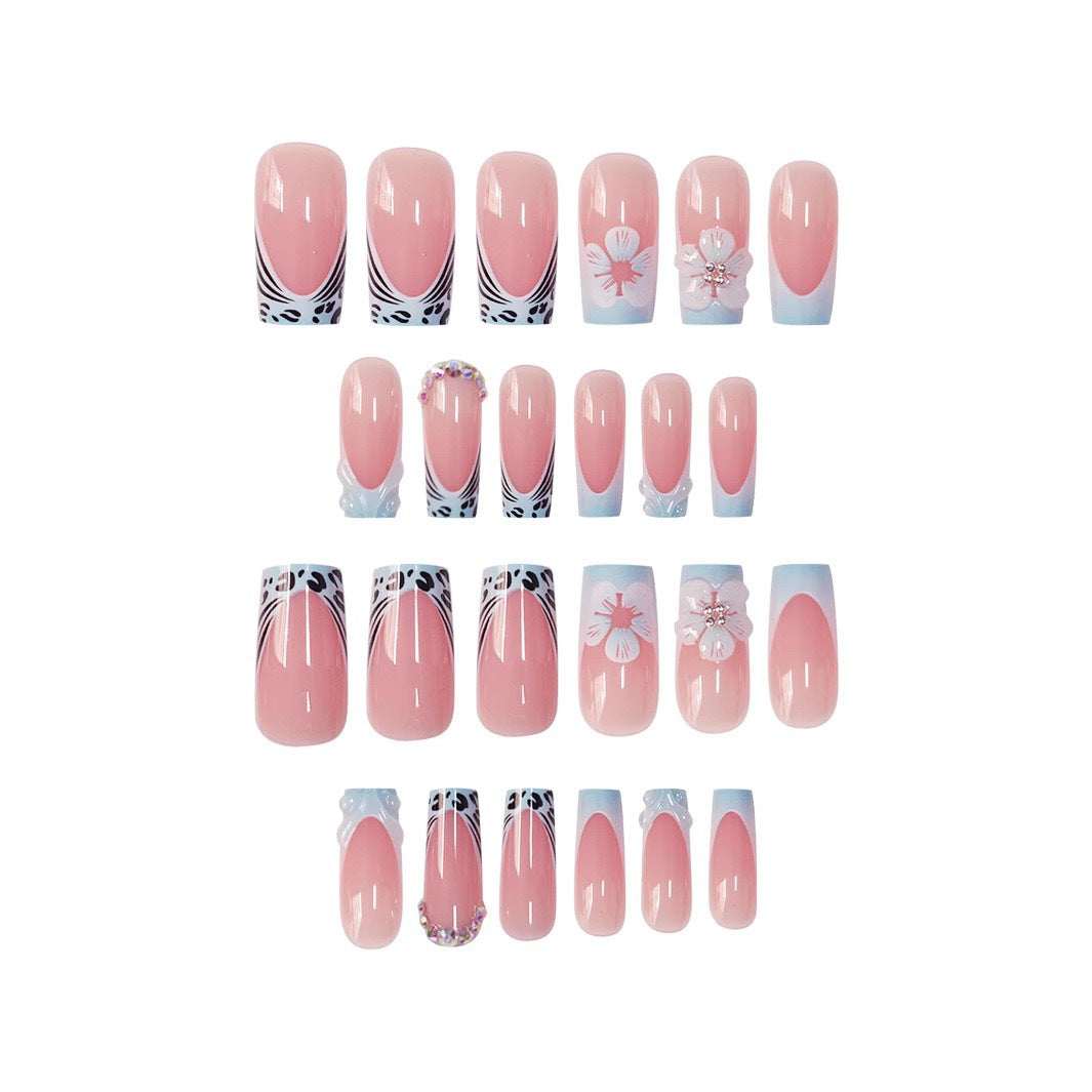 Decorative Floral Press-On Nail Art Set Bowlift