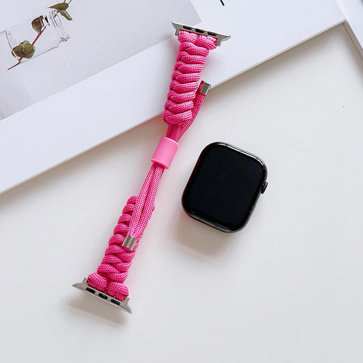 Sporty wristband with practical device loop Bowlift