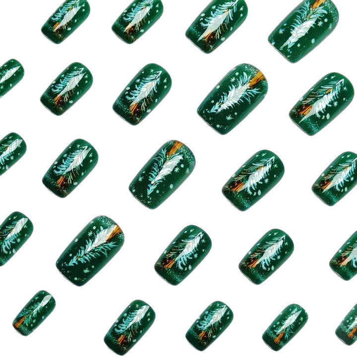Artificial Nails in Festive Christmas Tree Design Bowlift