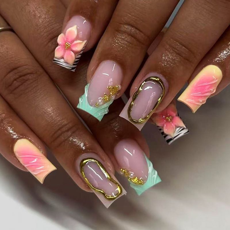 Artisan Decorative Nail Tips Bowlift
