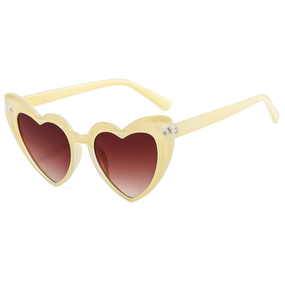 Women's fashionable heart sunglasses with UV protection Bowlift
