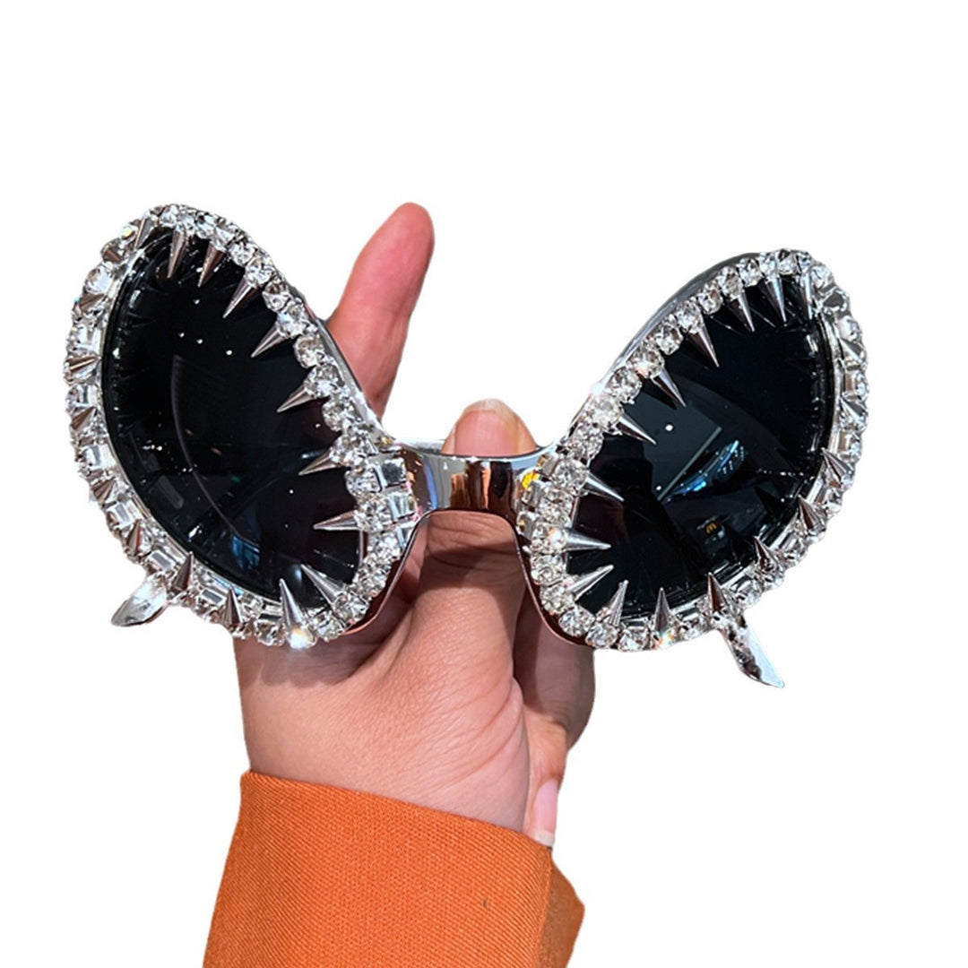 Women futuristic statement sunglasses with glittering crystal frame Bowlift