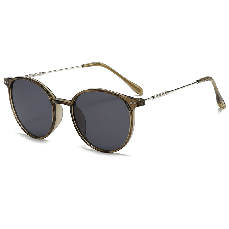 Women's fashionable sunglasses with gold accents Bowlift