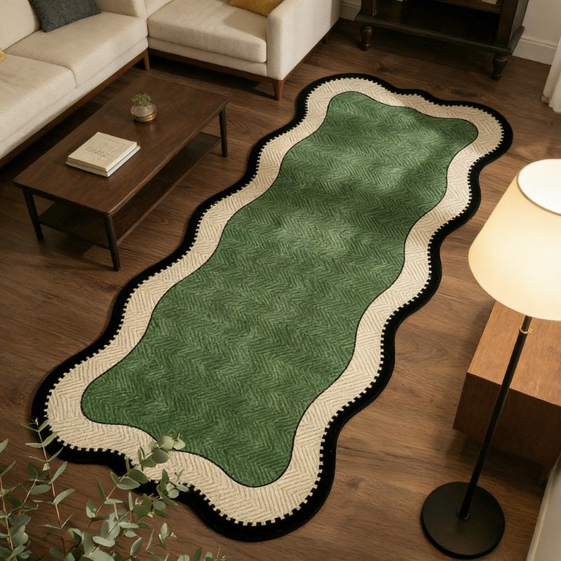 Stylish Scalloped Edged Runner Rug